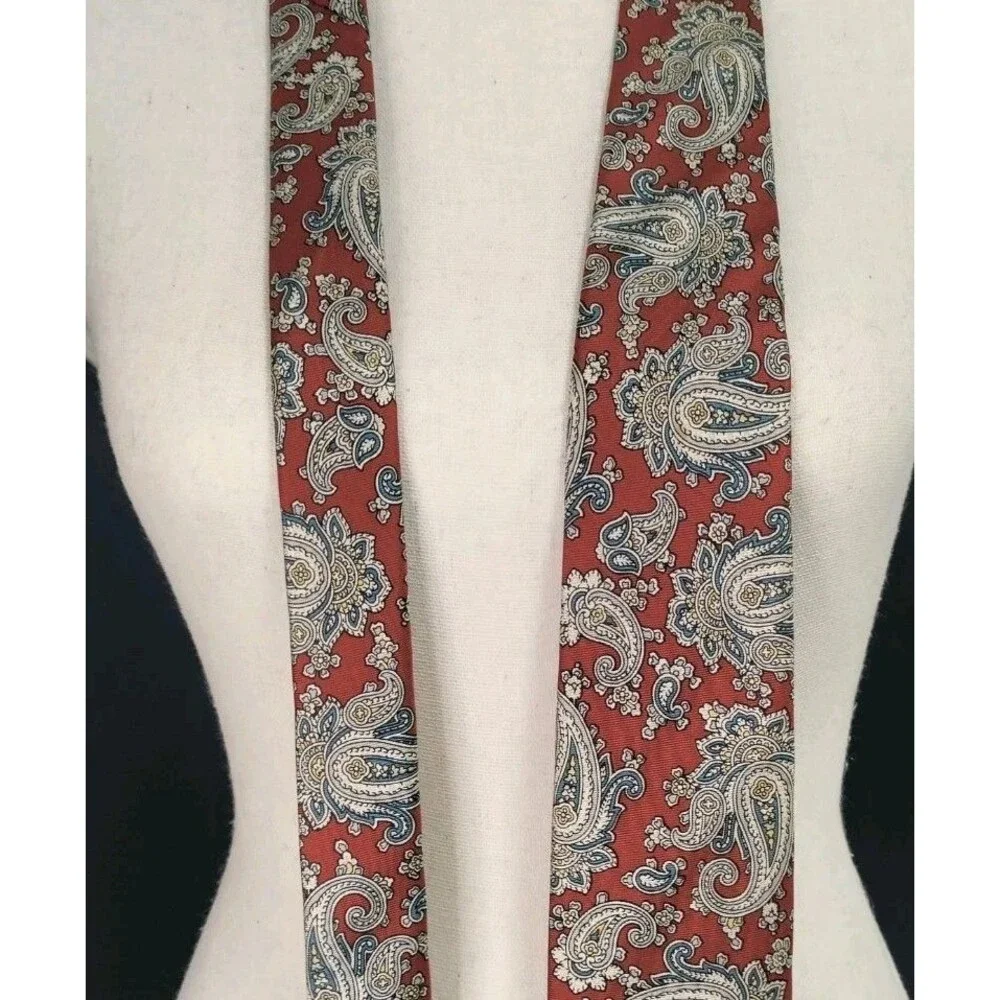 Vintage Damon 100% Silk Tie Red Blue Paisley Men's Necktie Made In USA 59x3.25